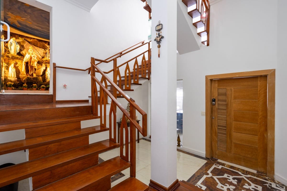 Casa para venda em Jardim Leonor com 7 quartos, sendo 5 suítes, 800m²