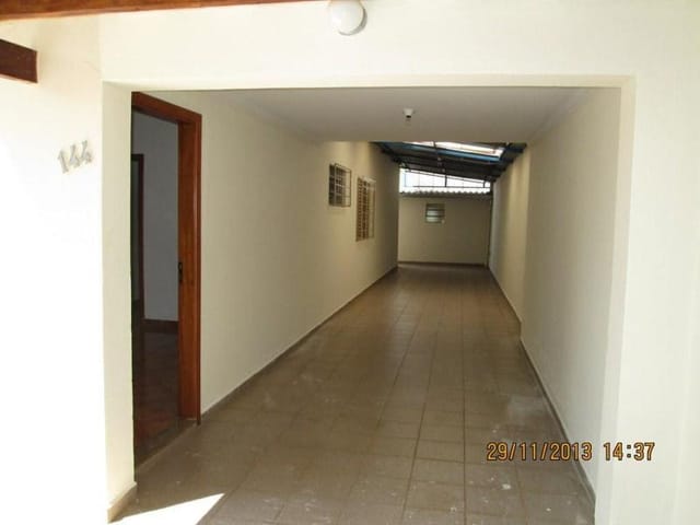 Casa com 275m² 3 quartos e 2 banheiros, para alugar, no bairro Jardim dos Calegaris em Paulínia