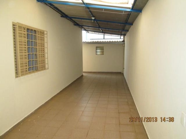 Casa com 275m² 3 quartos e 2 banheiros, para alugar, no bairro Jardim dos Calegaris em Paulínia