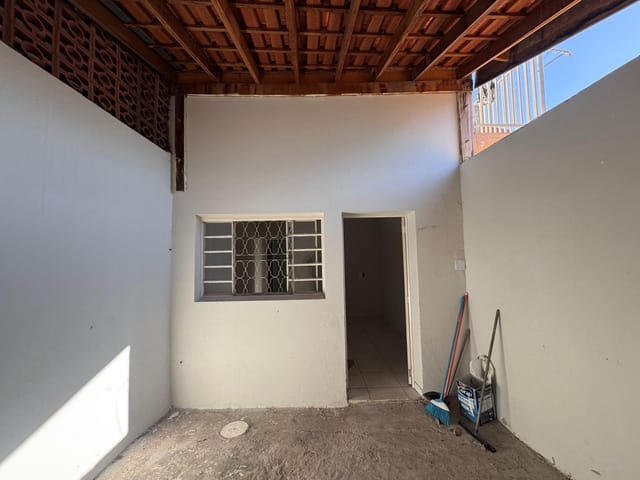 Casa com 60m² 1 quarto e 1 banheiro, para alugar, no bairro Jardim Novo Maracanã em Campinas