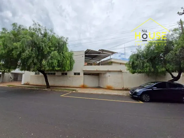 Casa com 313m² 3 quartos e 2 banheiros, à venda, no bairro Santa Eliza em Votuporanga