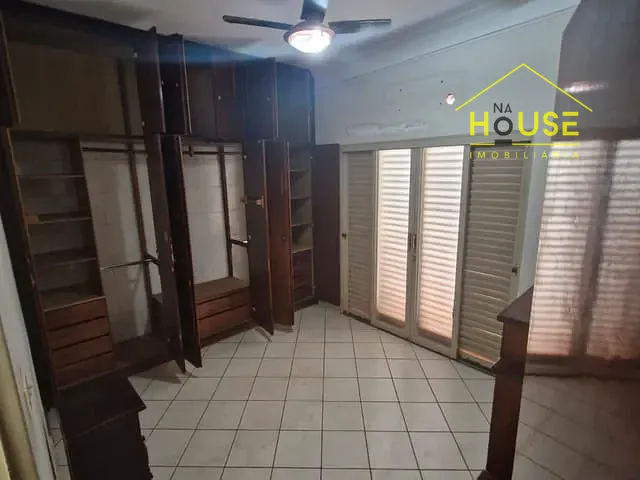 Casa com 313m² 3 quartos e 2 banheiros, à venda, no bairro Santa Eliza em Votuporanga