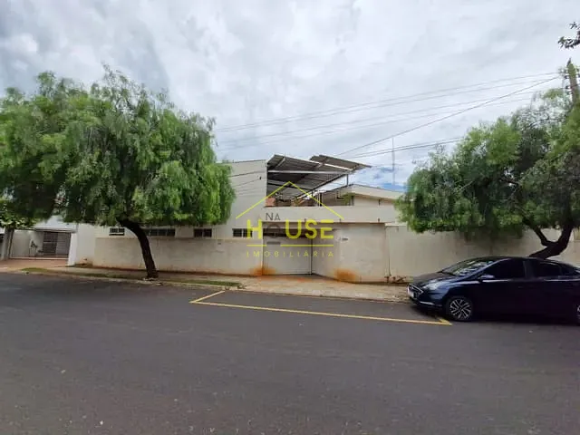 Casa com 313m² 3 quartos e 2 banheiros, à venda, no bairro Santa Eliza em Votuporanga