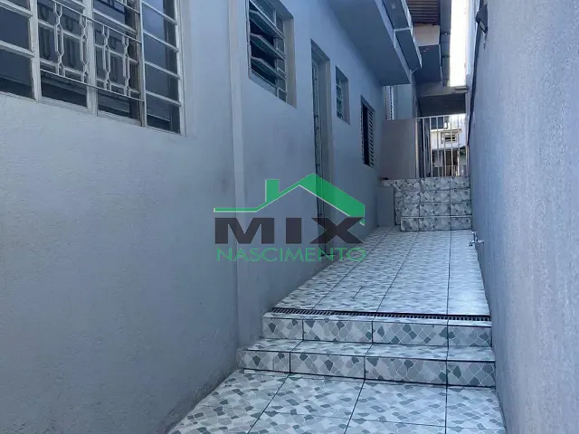 Casa com 35m² 1 quarto e 1 banheiro, para alugar, no bairro Taboão em São Bernardo do Campo
