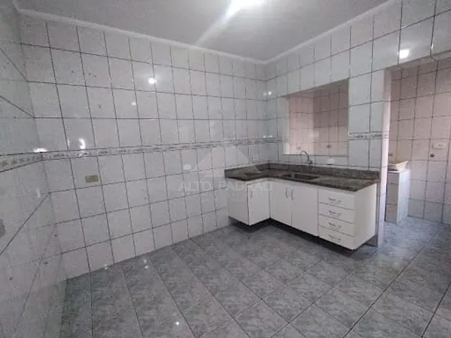 Casa com 125m² 2 quartos e 1 banheiro, à venda, no bairro Jardim Campo Verde em Mauá