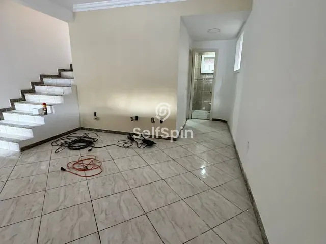 Casa 3 quartos e 2 banheiros, para alugar, no bairro Maravista em Niterói