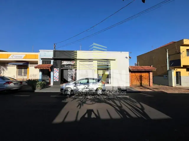 Casa com 600m² 3 quartos e 4 banheiros, à venda, no bairro Centro em Barra Bonita