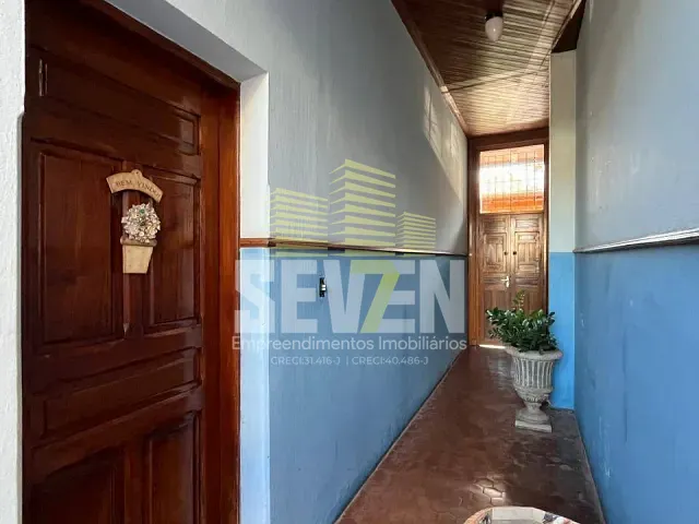 Casa com 600m² 3 quartos e 4 banheiros, à venda, no bairro Centro em Barra Bonita
