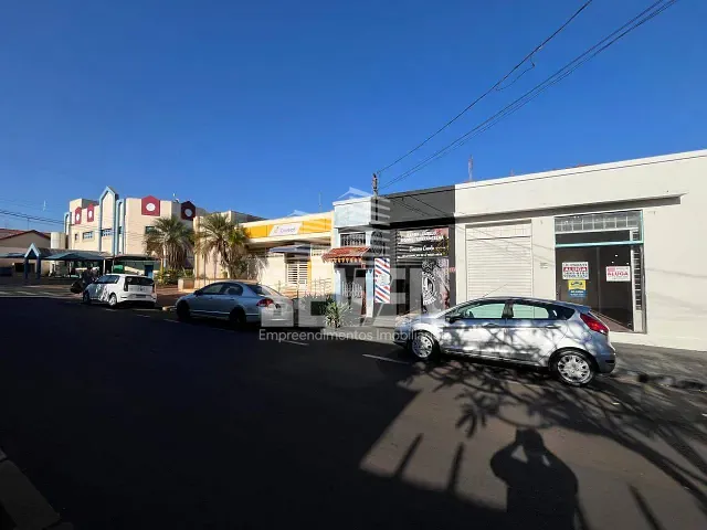 Casa com 600m² 3 quartos e 4 banheiros, à venda, no bairro Centro em Barra Bonita