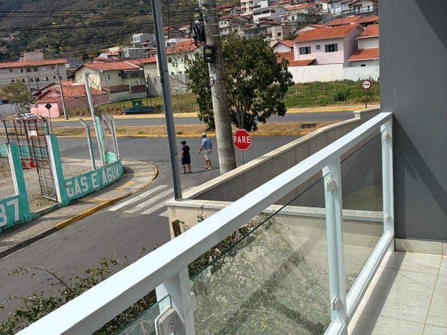 Casa 3 quartos e 2 banheiros, à venda, no bairro Centro em Extrema