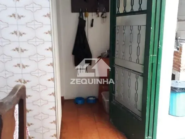Casa com 212m² 3 quartos e 2 banheiros, à venda, no bairro Padroeira em Osasco