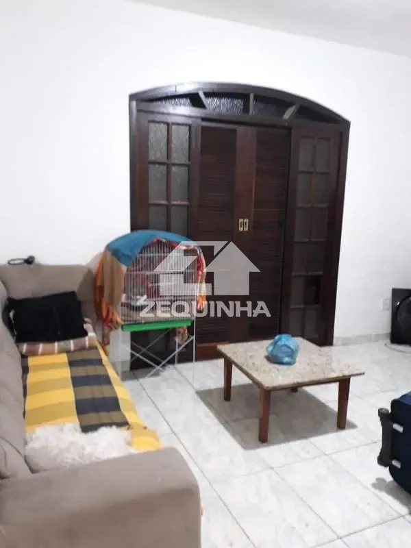 Casa, 3 quartos, 227 m² - Foto 2