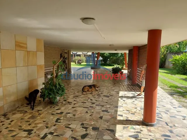 Casa com 1600m² 4 quartos e 3 banheiros, à venda ou para alugar, no bairro Saudade em Barra Mansa