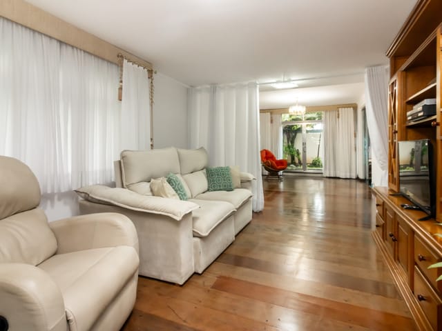 Foto do Casa - Casa tipo para venda com 3 quartos, sendo 1 suíte, 335m² | Correteria Imóveis