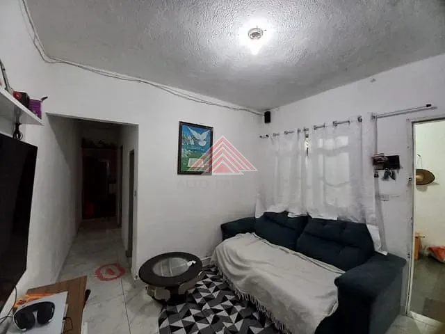 Casa com 150m² 2 quartos e 1 banheiro, à venda, no bairro Jardim Itapark em Mauá