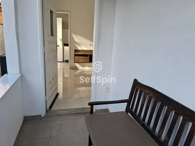 Casa 2 quartos e 2 banheiros, para alugar, no bairro SANTA ROSA em Niterói