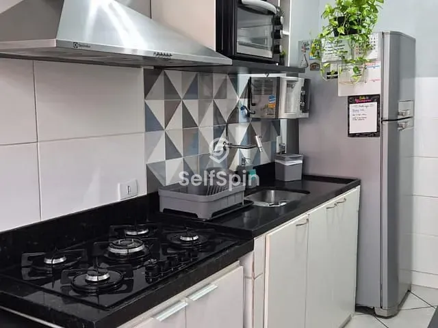 Casa 2 quartos e 2 banheiros, para alugar, no bairro SANTA ROSA em Niterói