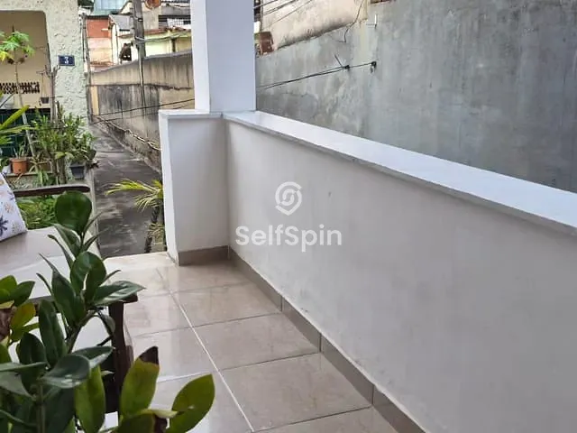 Casa 2 quartos e 2 banheiros, para alugar, no bairro SANTA ROSA em Niterói