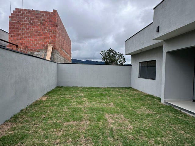 Casa com 200m² 2 quartos e 1 banheiro, à venda, no bairro Sierra em Extrema