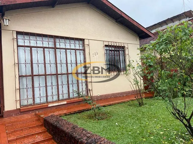Casa com 250m² 4 quartos e 3 banheiros, à venda, no bairro Shangri-lá em Londrina