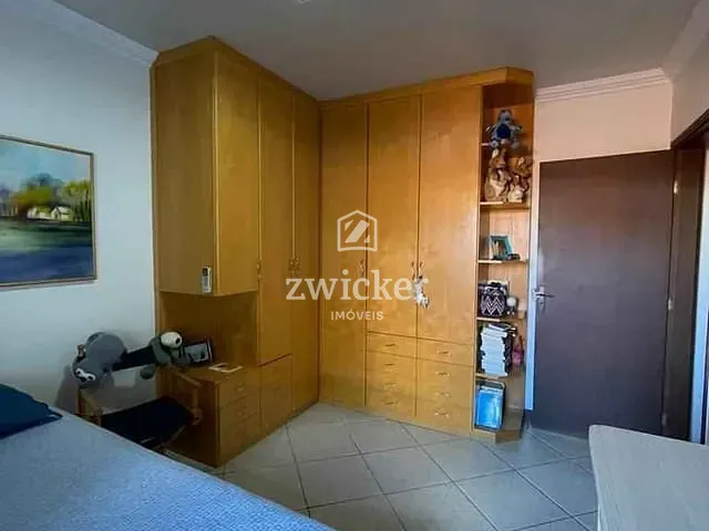 Casa com 330m² 3 quartos e 5 banheiros, à venda, no bairro Parque Jardim Europa em Bauru