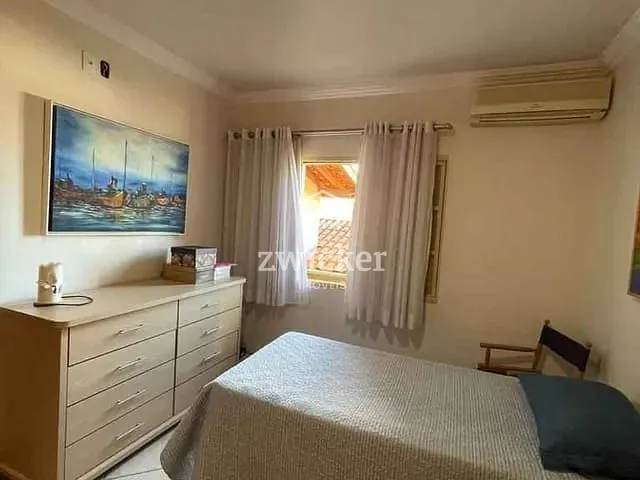 Casa com 330m² 3 quartos e 5 banheiros, à venda, no bairro Parque Jardim Europa em Bauru