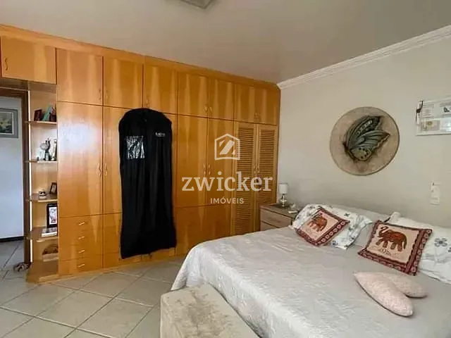 Casa com 330m² 3 quartos e 5 banheiros, à venda, no bairro Parque Jardim Europa em Bauru