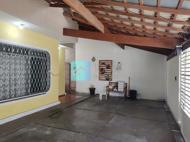 Casa com 300m² 3 quartos e 3 banheiros, à venda, no bairro Jardim Paraíso em São José dos Campos