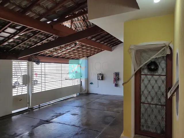 Casa com 300m² 3 quartos e 3 banheiros, à venda, no bairro Jardim Paraíso em São José dos Campos