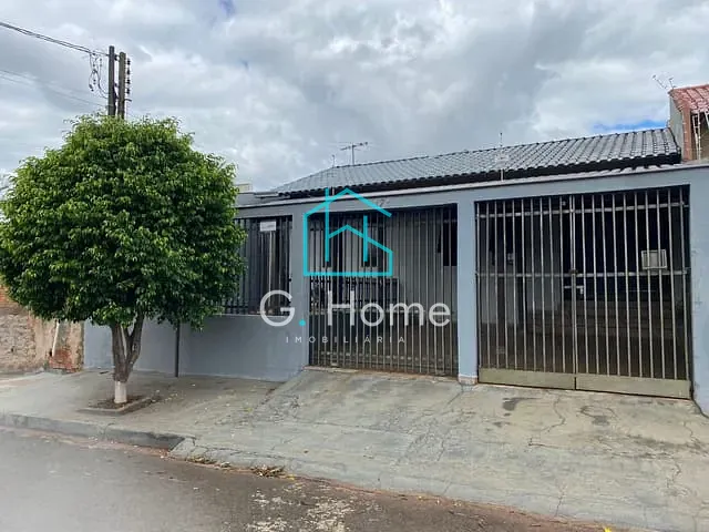 Casa com 250m² 3 quartos e 1 banheiro, à venda, no bairro Conjunto Professora Hilda Mandarino em Londrina