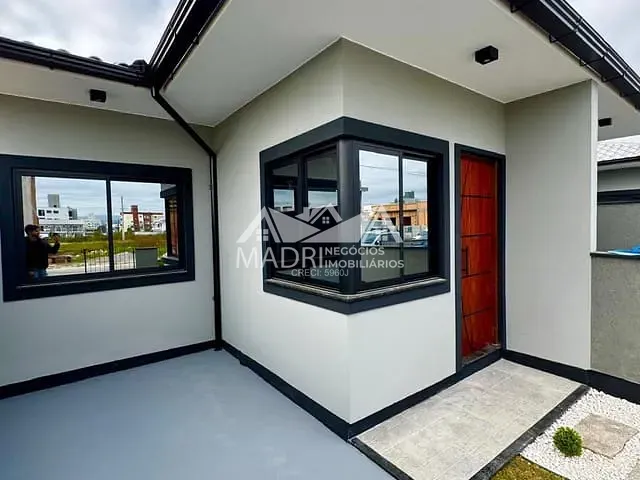 Casa 2 quartos e 1 banheiro, à venda, no bairro Villa Toscana em Palhoça