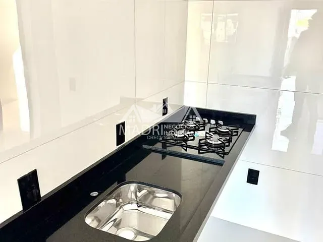 Casa 2 quartos e 1 banheiro, à venda, no bairro Villa Toscana em Palhoça