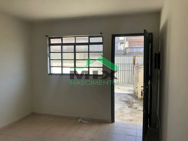 Casa com 250m² 4 quartos e 4 banheiros, à venda, no bairro Taboão em Diadema