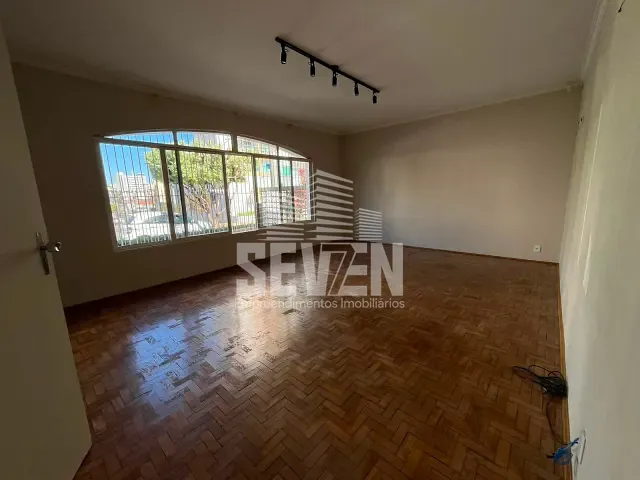 Casa com 520m² 3 quartos e 1 banheiro, para alugar, no bairro Jardim Panorama em Bauru