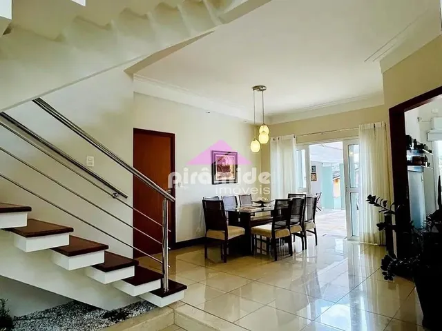 Casa com 380m² 3 quartos e 4 banheiros, à venda, no bairro Jardim Coleginho em Jacareí