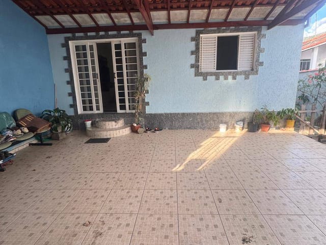 Casa com 300m² 2 quartos e 1 banheiro, à venda, no bairro Jardim São Cristóvão em Extrema