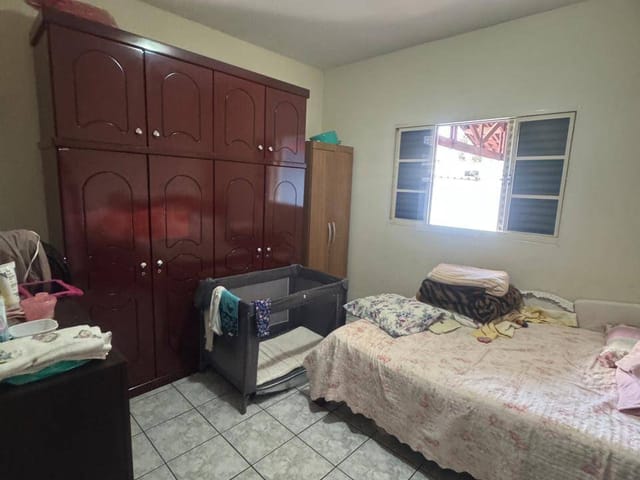 Casa com 300m² 2 quartos e 1 banheiro, à venda, no bairro Jardim São Cristóvão em Extrema