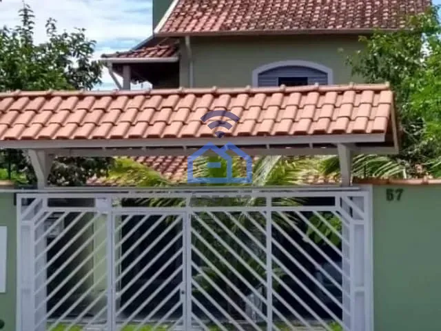 Casa com 300m² 3 quartos e 3 banheiros, à venda, no bairro Indaiá em Caraguatatuba