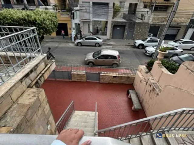 Casa com 385m² 3 quartos e 3 banheiros, à venda, no bairro Centro em Campos dos Goytacazes