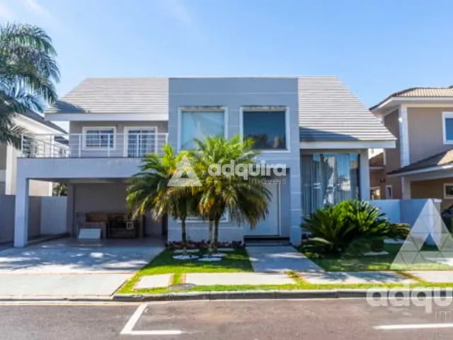 Casa com 587m² 4 quartos e 5 banheiros, à venda, no bairro Centro em Ponta Grossa