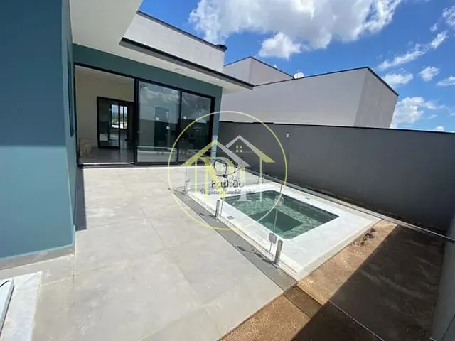 Casa com 300m² 3 quartos e 3 banheiros, à venda, no bairro Green Valley em Votorantim