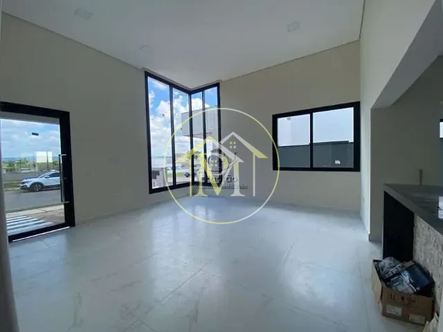 Casa com 300m² 3 quartos e 3 banheiros, à venda, no bairro Green Valley em Votorantim