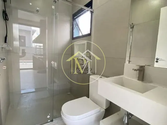 Casa com 300m² 3 quartos e 3 banheiros, à venda, no bairro Green Valley em Votorantim