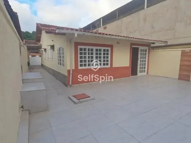Casa 3 quartos e 2 banheiros, para alugar, no bairro São Francisco em Niterói