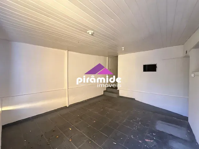 Casa com 324m², para alugar, no bairro Jardim Oswaldo Cruz em São José dos Campos