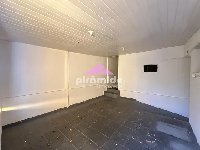 Casa com 324m², para alugar, no bairro Jardim Oswaldo Cruz em São José dos Campos