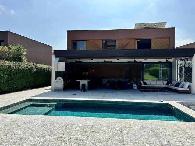 Casa com 2000m² 5 quartos e 7 banheiros, para alugar, no bairro Fazenda Boa Vista em Porto Feliz