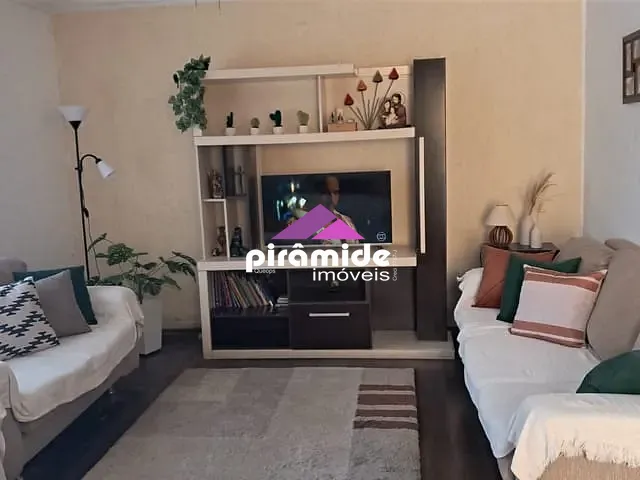 Casa com 275m² 4 quartos e 3 banheiros, à venda, no bairro Bosque dos Eucaliptos em São José dos Campos