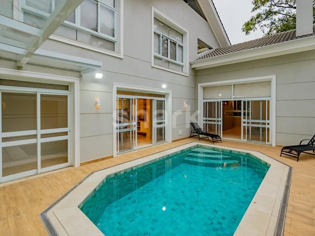 Casa com 445m² 3 quartos e 6 banheiros, à venda, no bairro Alphaville em Santana de Parnaíba