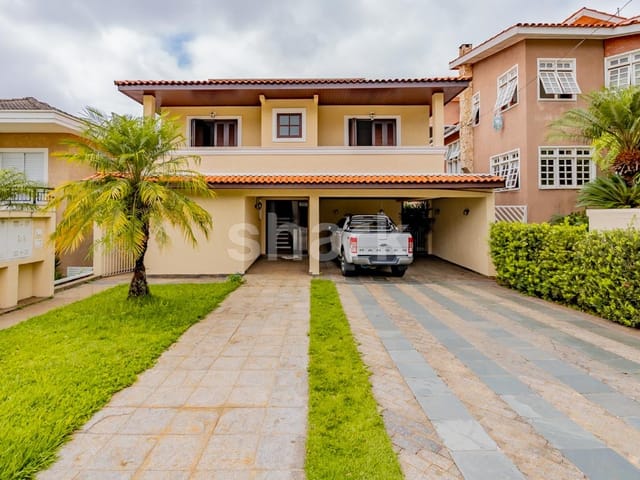 Casa com 360m² 4 quartos e 6 banheiros, à venda, no bairro Alphaville em Santana de Parnaíba